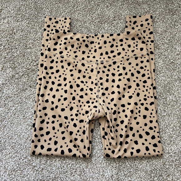 Cheetah Print Two Piece Set - Picture 7 of 10